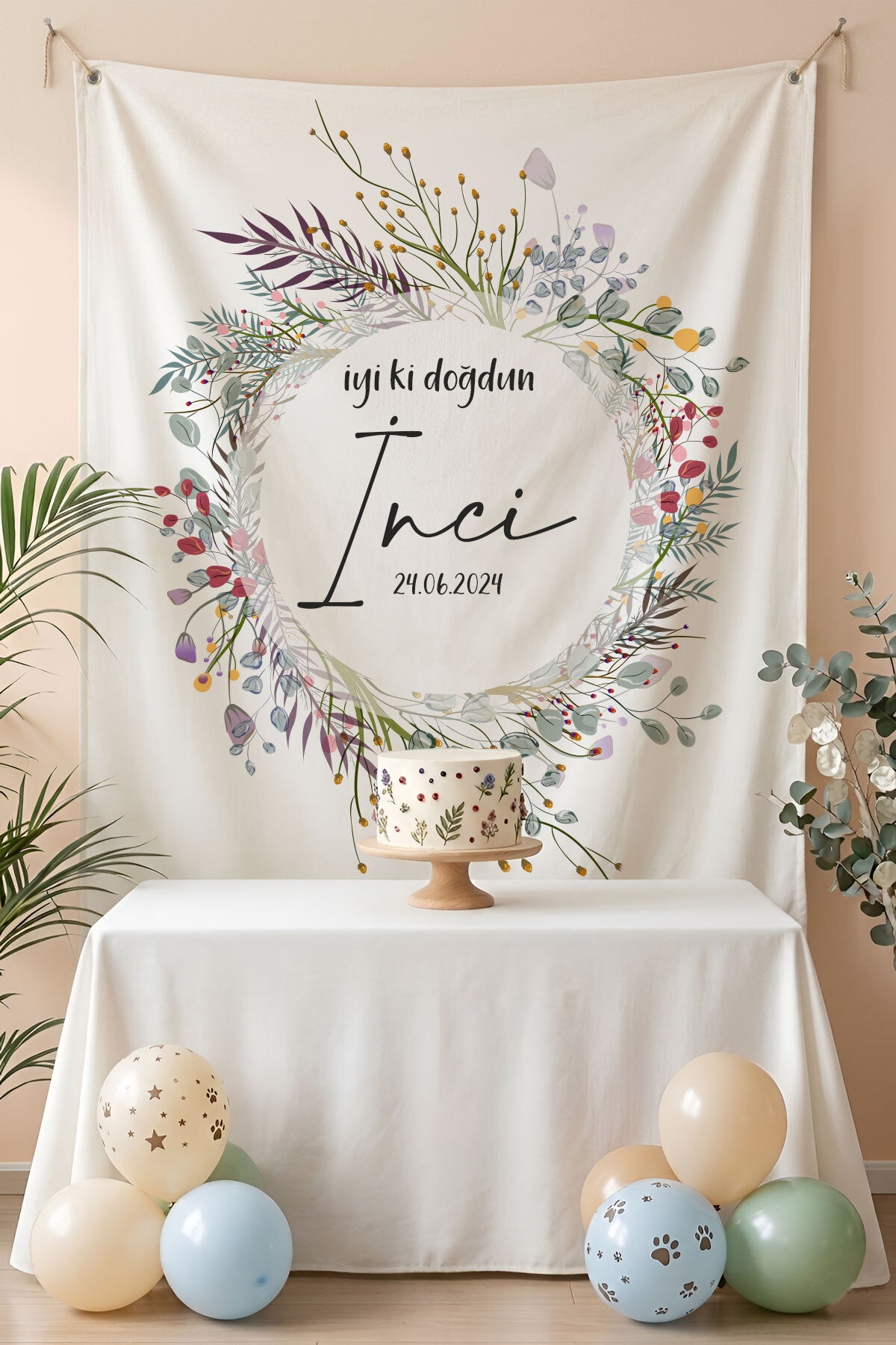 Kişiye Özel Doğum Günü Happy Birthday Duvar Örtüsü Duvar Halısı Birinci Kalite Kumaş Ürün ana görseli