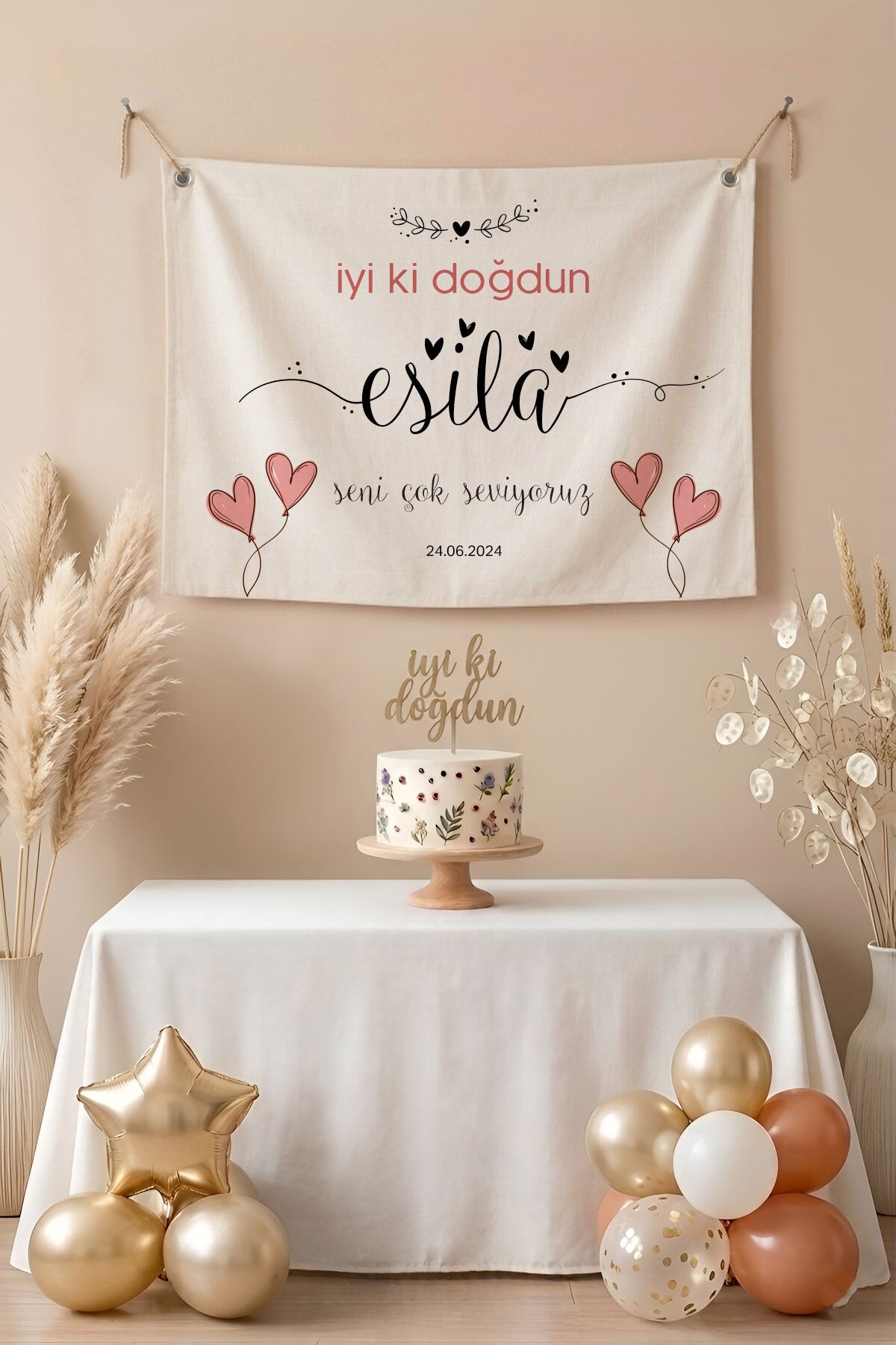 Kişiye Özel Doğum Günü Happy Birthday Duvar Örtüsü Duvar Halısı Birinci Kalite Kumaş Ürün ana görseli