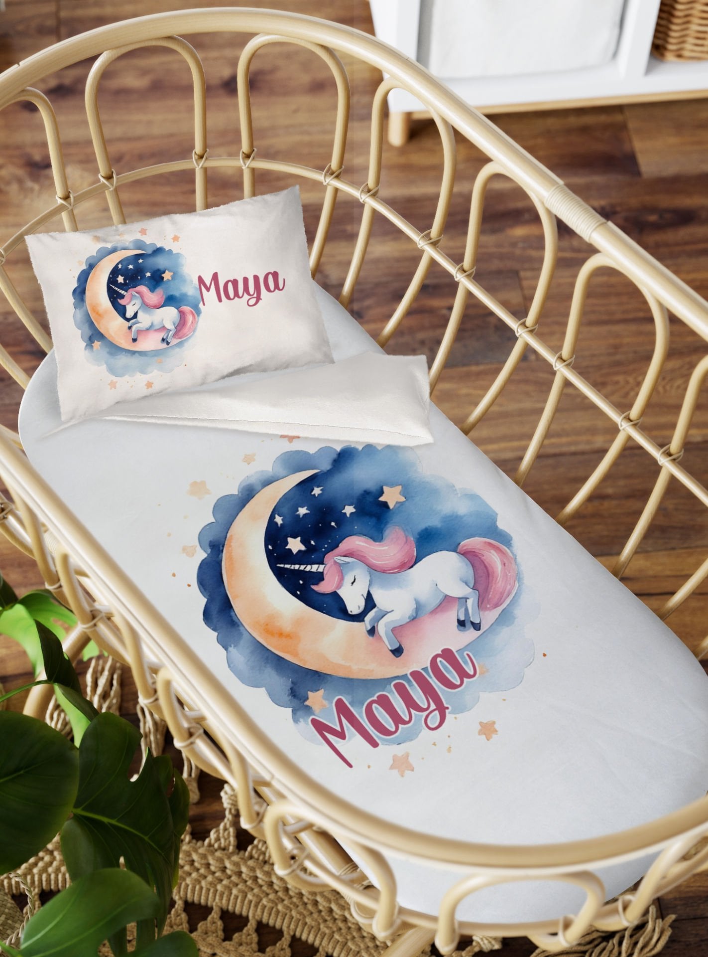 Anne Yanı Beşik Nevresim Takımı Aydaki Unicorn Ürün ana görseli