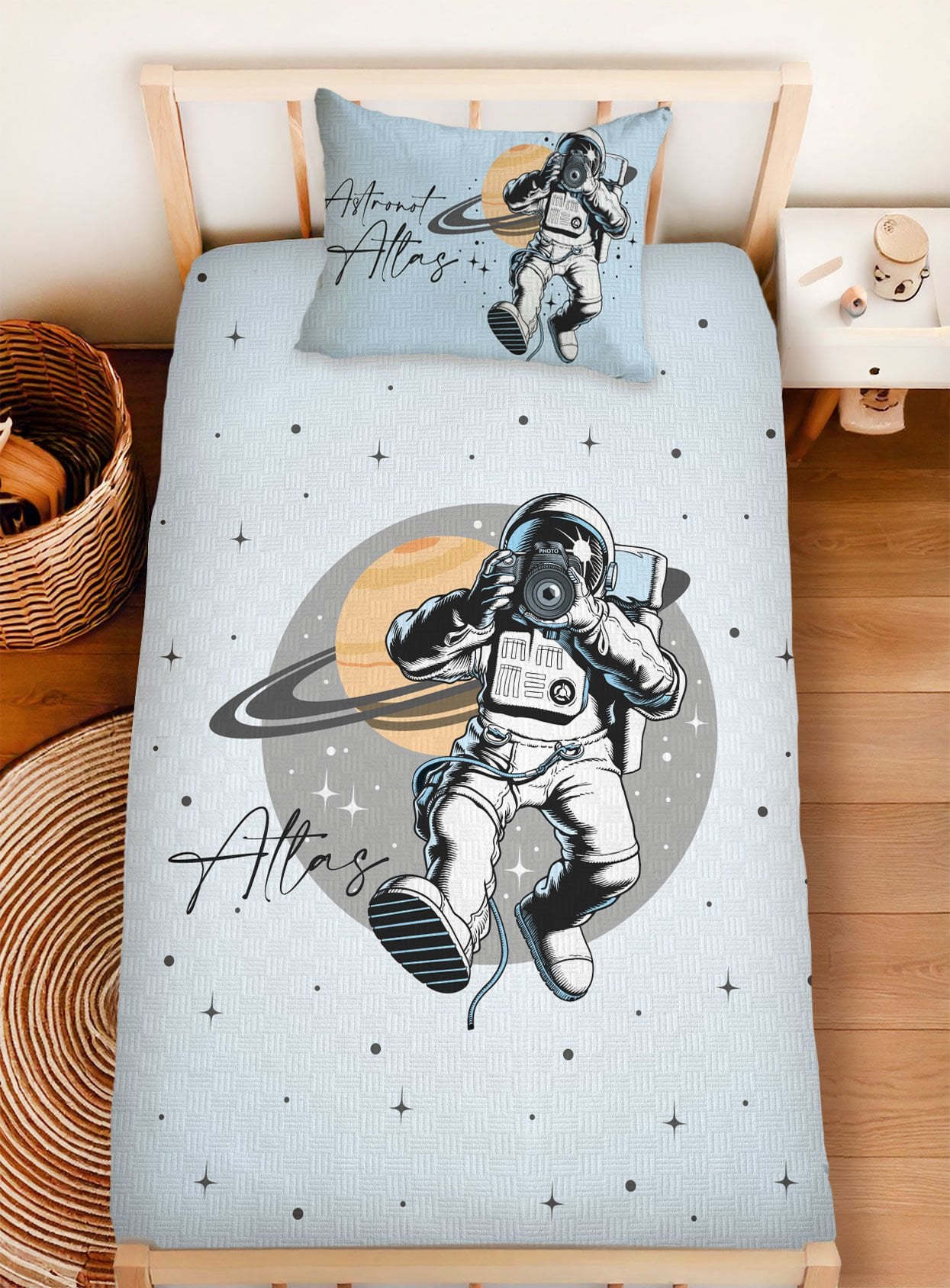 Kişiye Özel %100 Pamuk Tek Kişilik Pike Seti Astronot Ürün ana görseli