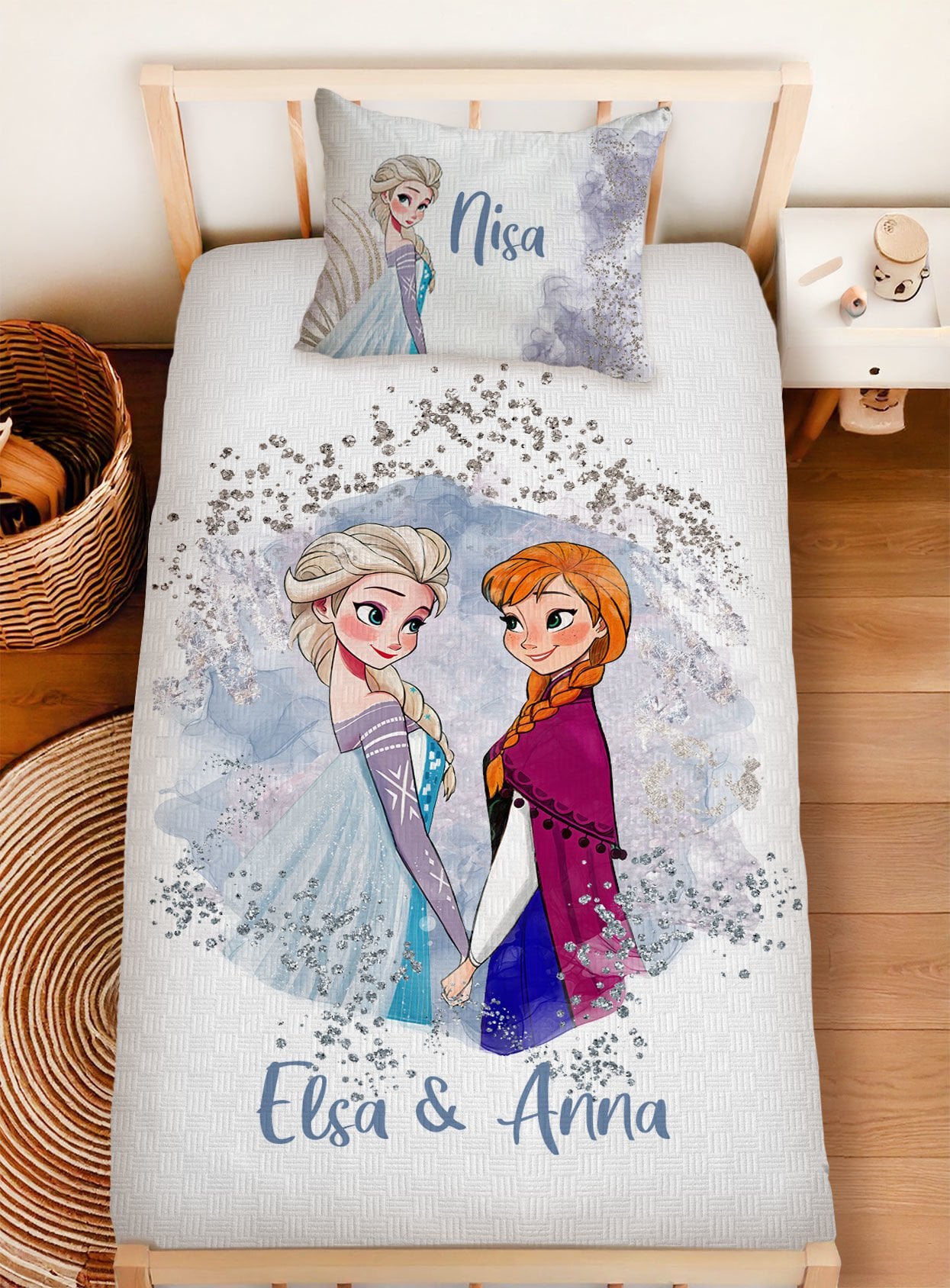 Kişiye Özel %100 Pamuk Tek Kişilik Pike Seti Elsa Anna Ürün ana görseli