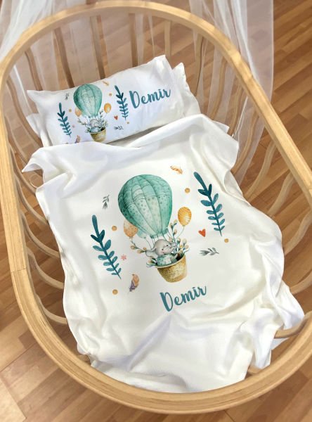 Anne Yanı ve Park Yatak Pike Seti Yeşil Balonlu Fil