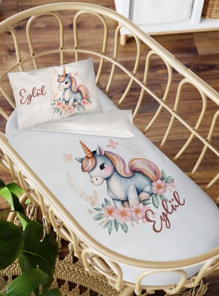Anne Yanı Beşik Nevresim Takımı Çiçekli Unicorn