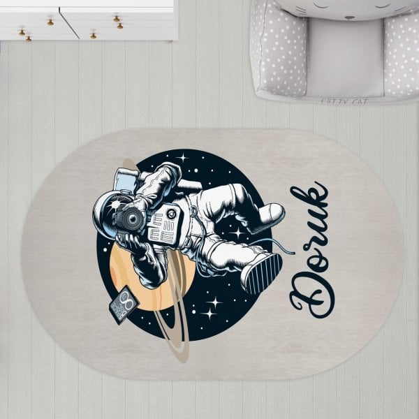 Oval Çocuk Odası Halısı Astronot